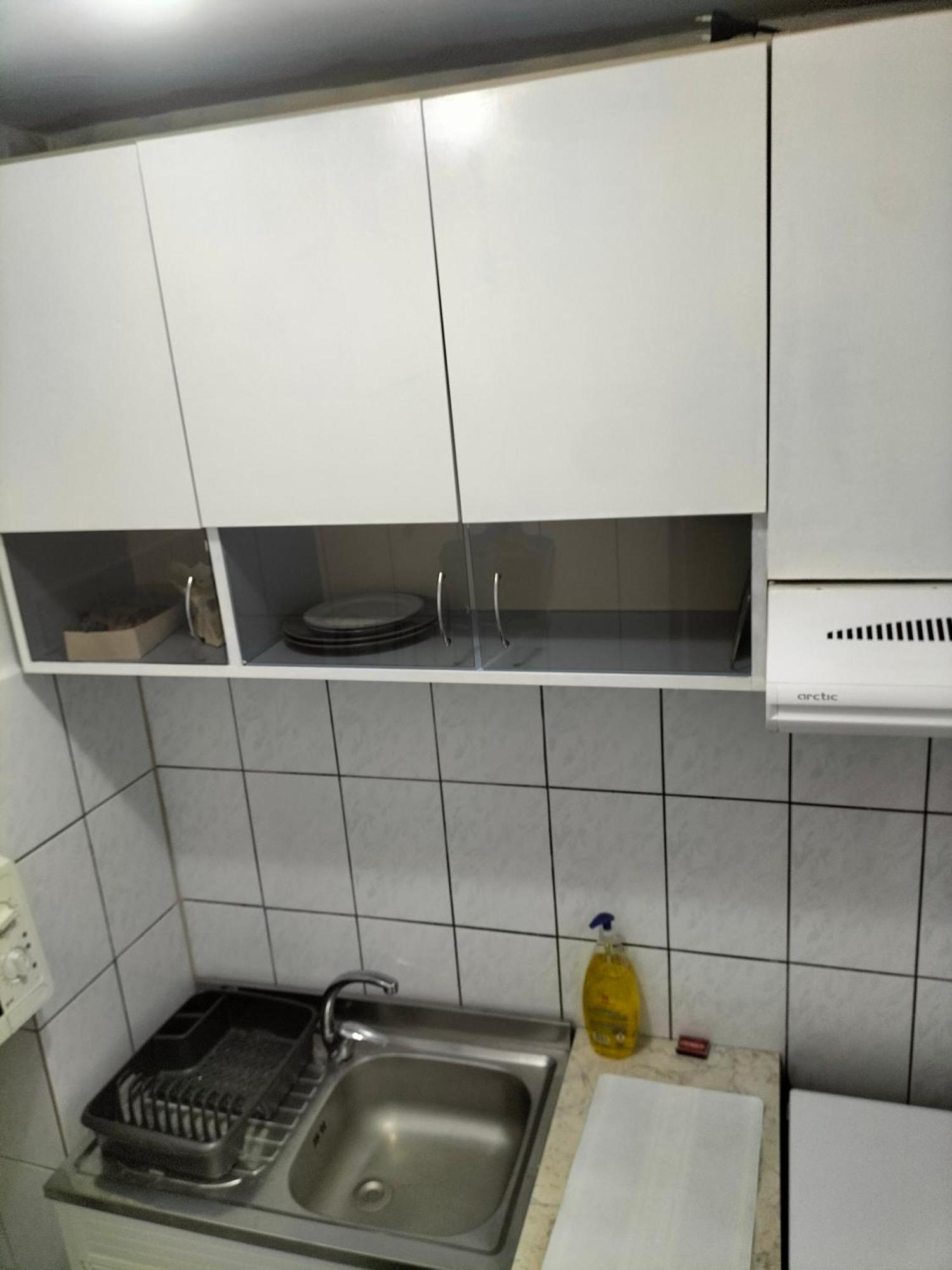Regy Apartment Орадеа Стая снимка